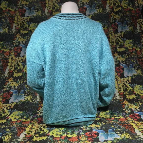 Weekends Sweater - Picture 2 of 3
